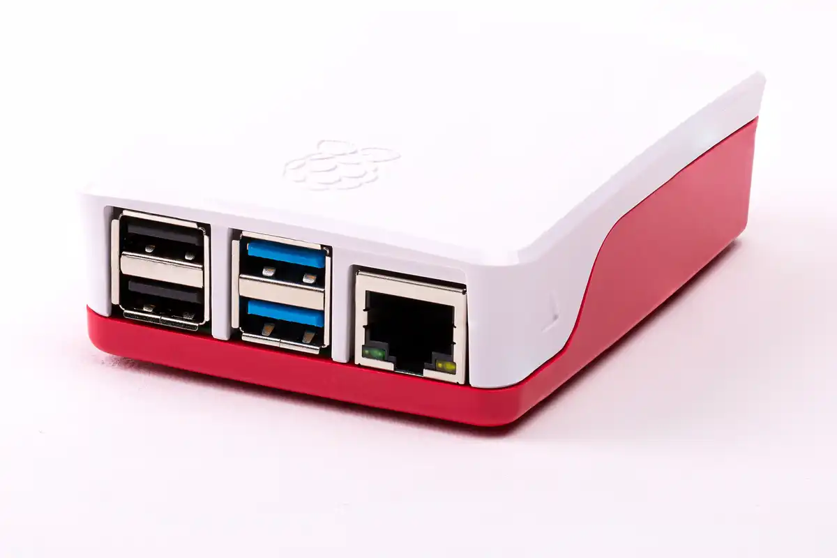 Корпус для Raspberry Pi 4 Model B, офіційний червоно-білий